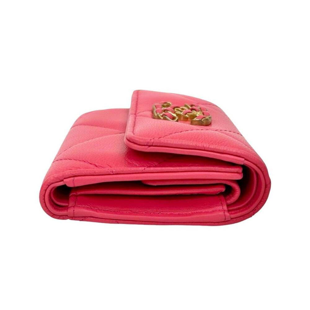 CHANEL Authentic Pink Leather Logo Wallet - Picture 5 of 10